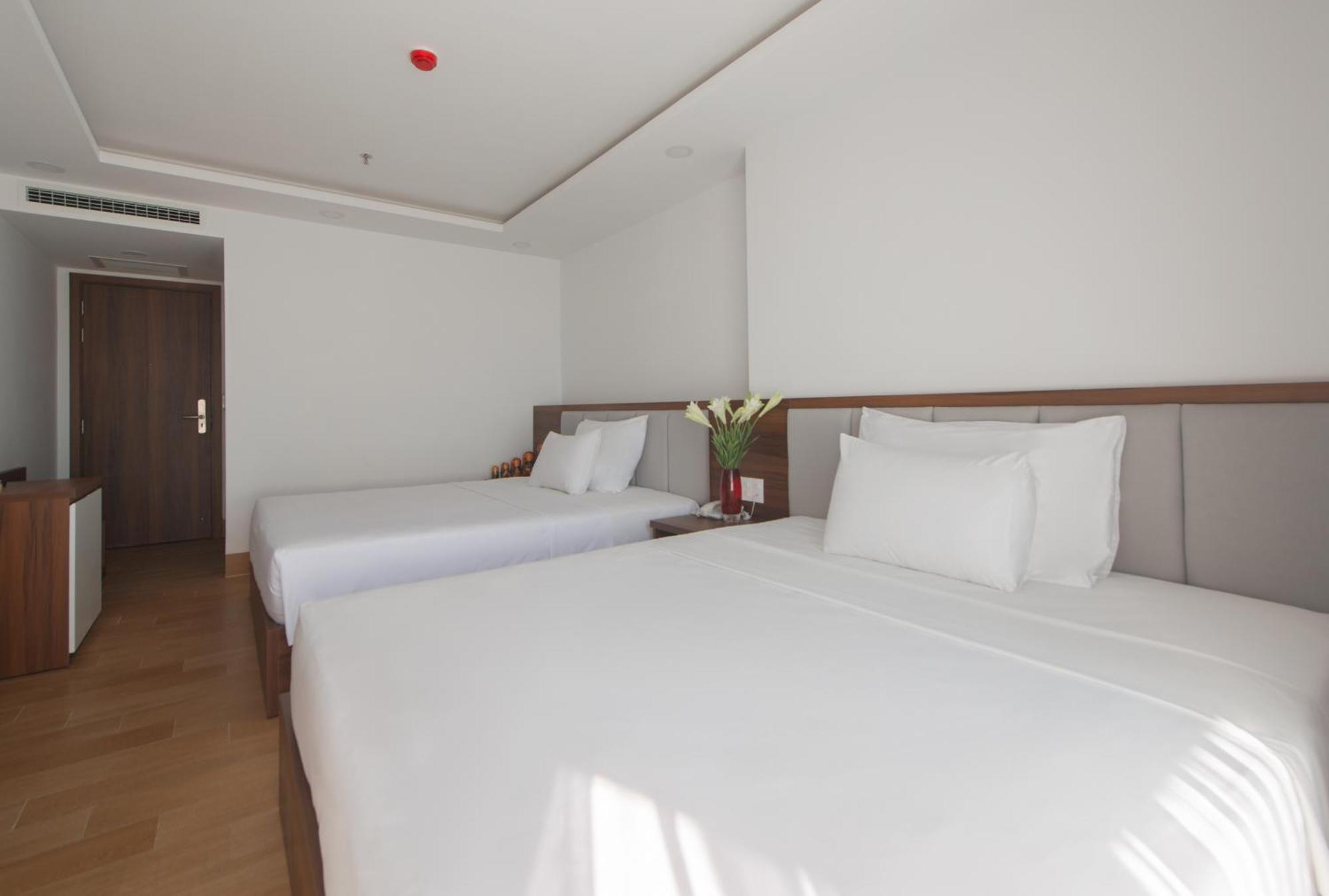 Goldcoast Hotel ญาจาง ภายนอก รูปภาพ
