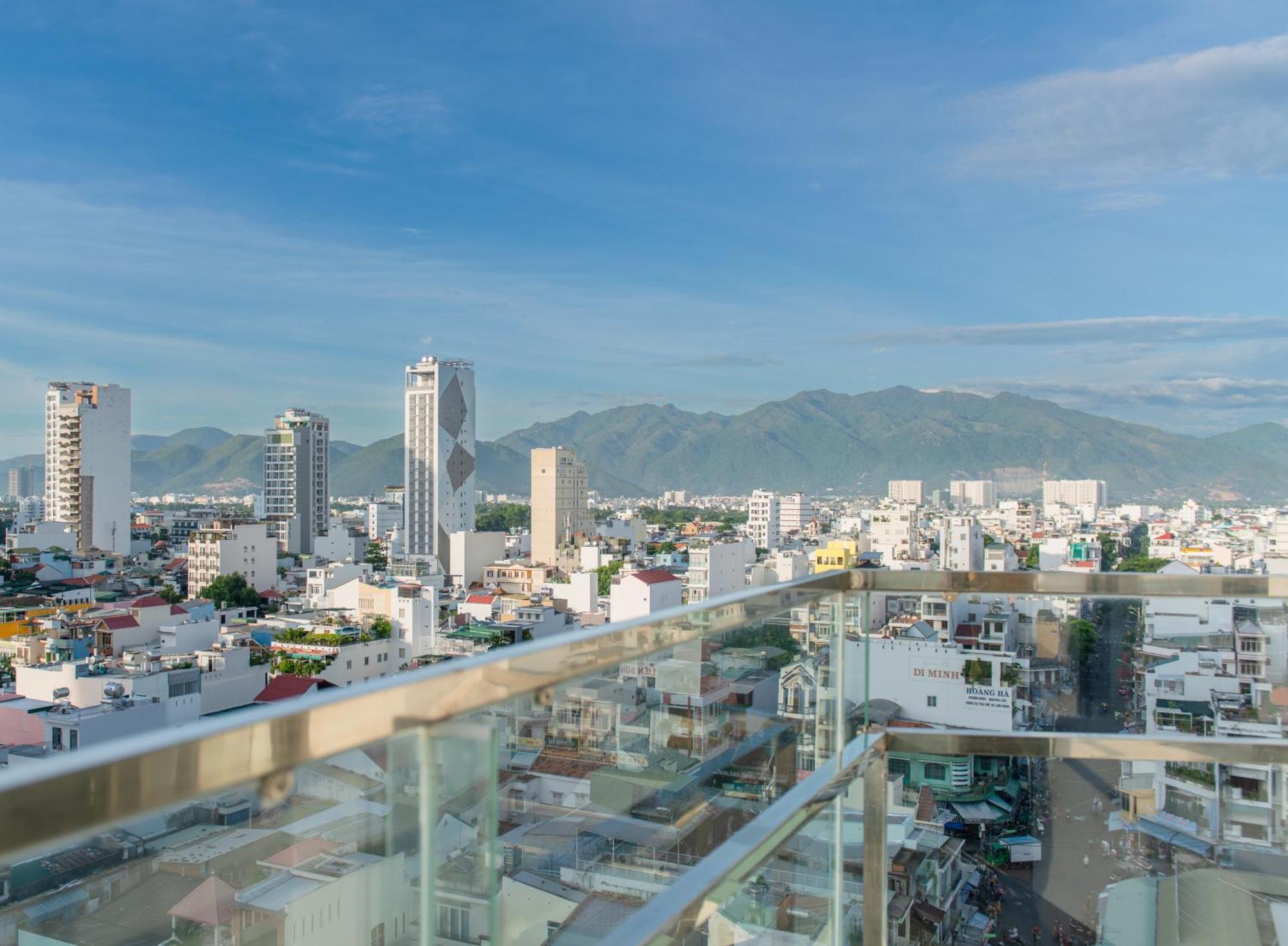 Goldcoast Hotel ญาจาง ภายนอก รูปภาพ